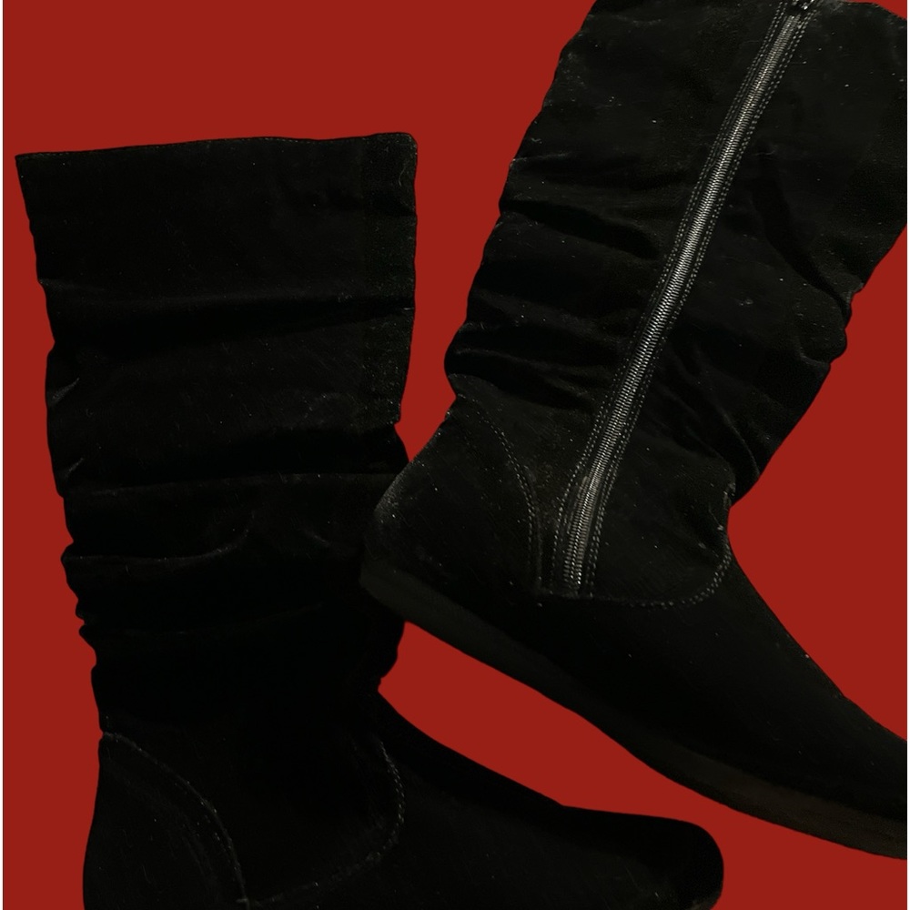 Black Faux Suede Shoe Department-  Size 7